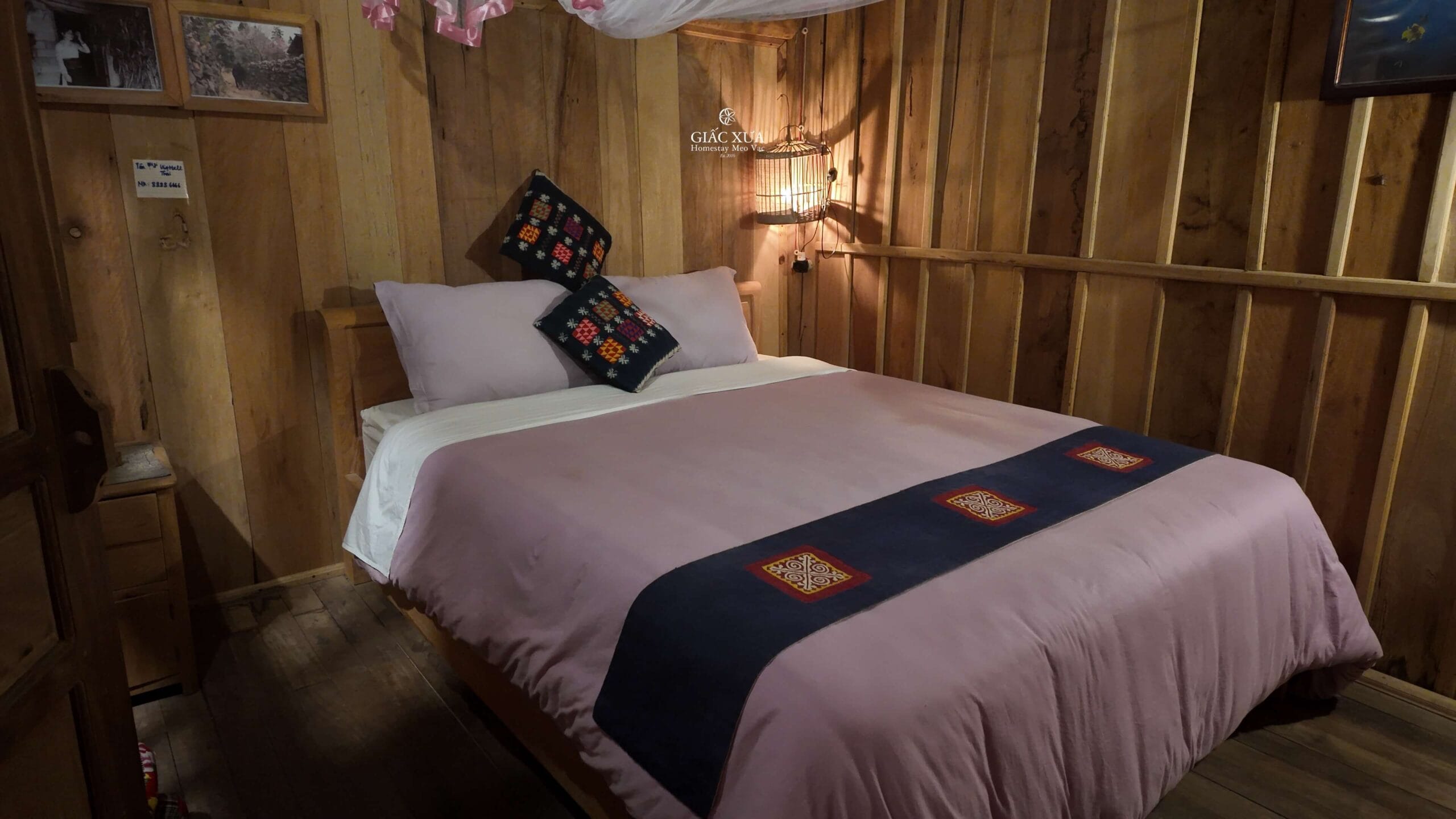Double Room with Shared Bathroom